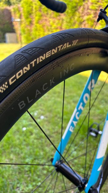 Used Factor O2 2020 Road & Gravel, Blue — image 17 of 18