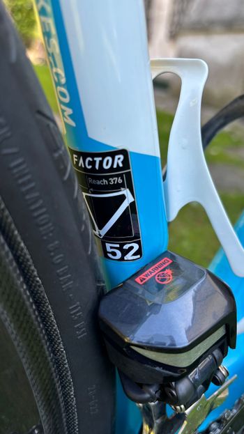 Used Factor Factor O2 2020 Road & Gravel, Blue — image 10 of 18