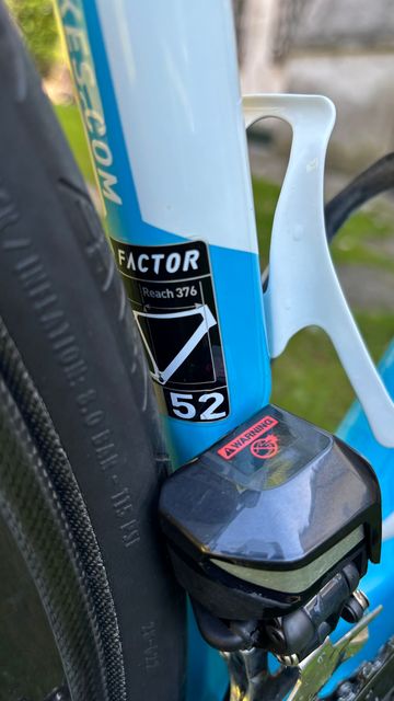 Used Factor O2 2020 Road & Gravel, Blue — image 10 of 18