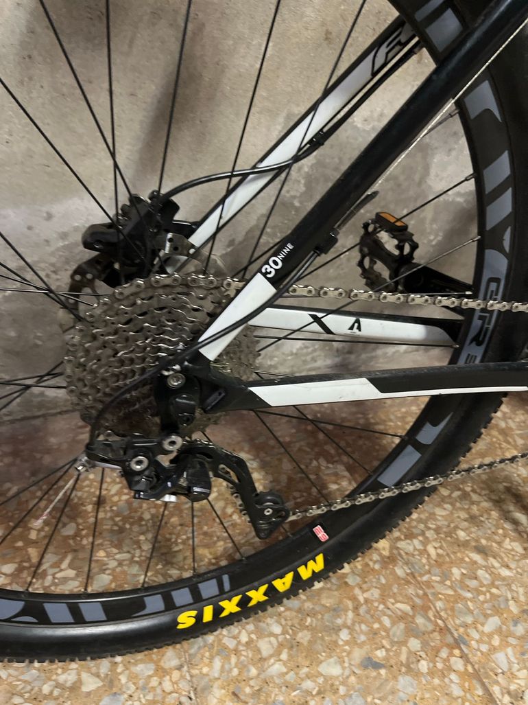 Used Felt Nine Shimano Deore 2021 Mountainbike, Schwarz, 29 — image 3 of 5