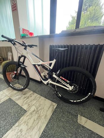 Used Specialized Enduro Expert Carbon 650b 2016 2016 Mountainbike — image 3 of 5