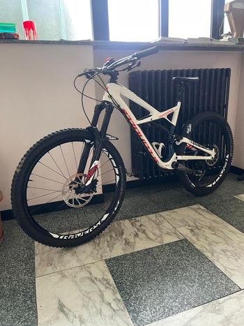 Used Specialized Enduro Expert Carbon 650b 2016 2016 Mountainbike — image 4 of 5