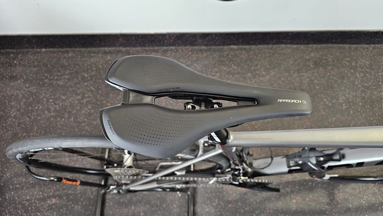 Used Ridley Helium SLX Disc Shimano DURA-ACE 2021 Road & Gravel — image 17 of 19