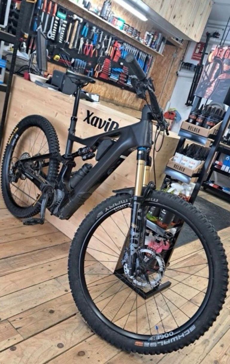 Used Focus JAM² 8.0 2023 2023 Mountainbike, Black, 29 — image 1 of 7