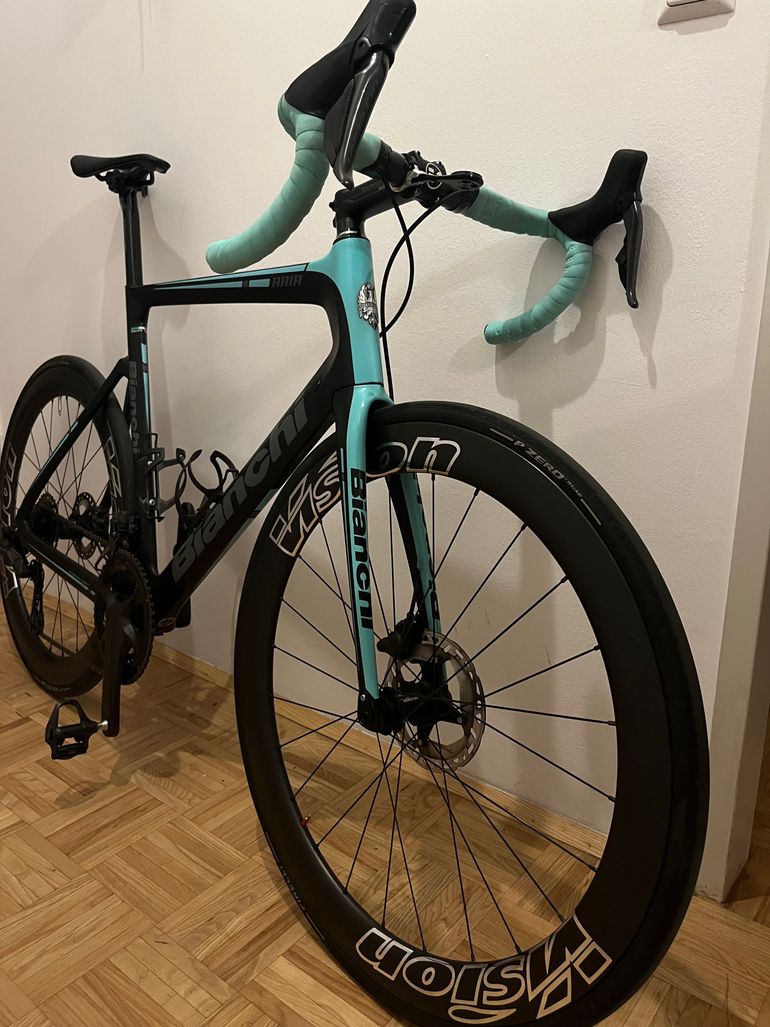 Used Bianchi Aria Shimano Ultegra Di2 (12 Speed) 2021 Road & Gravel, Black — image 5 of 5