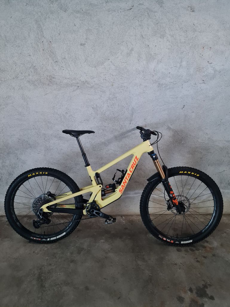Used santacruz Santa Cruz Nomad CC 2025 2024 Mountainbike, Orange — image 1 of 11