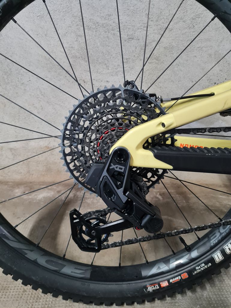 Used santacruz Santa Cruz Nomad CC 2025 2024 Mountainbike, Orange — image 6 of 11