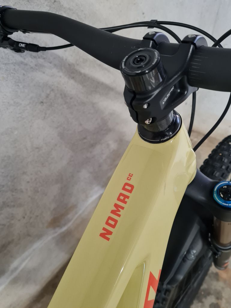 Used santacruz Santa Cruz Nomad CC 2025 2024 Mountainbike, Orange — image 4 of 11