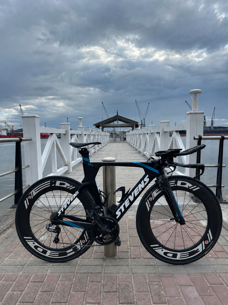 Used Stevens Stevens Custom Shimano Ultegra Di2 2018 Road & Gravel, Blue — image 1 of 8