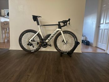 Used Canyon Aeroad CF SLX 8 AXS 2024 2024 Road & Gravel