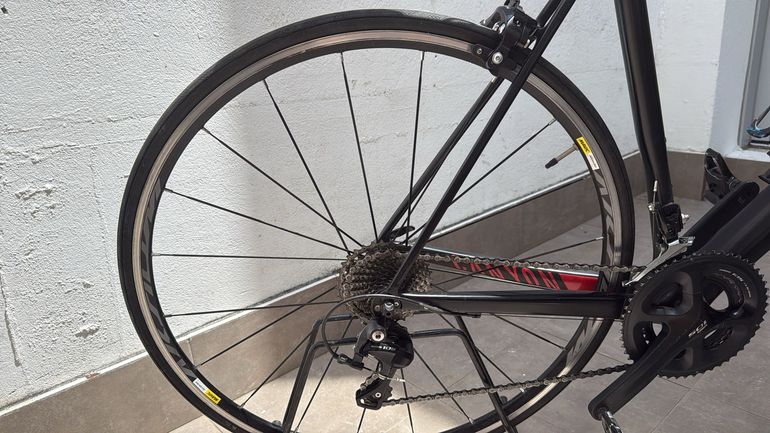Used Canyon Endurace Shimano 105 2017 Road & Gravel, Black — image 3 of 35