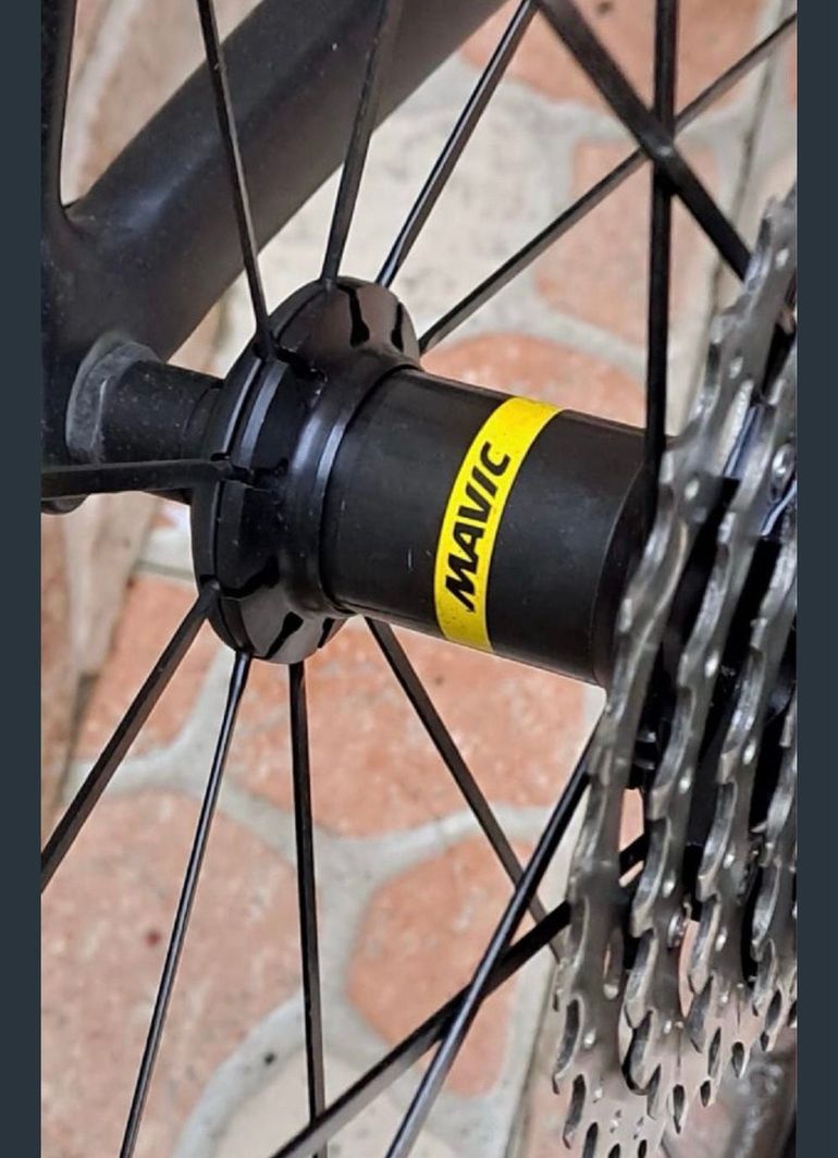 Used Canyon Endurace Shimano 105 2017 Road & Gravel, Negro — image 2 of 10