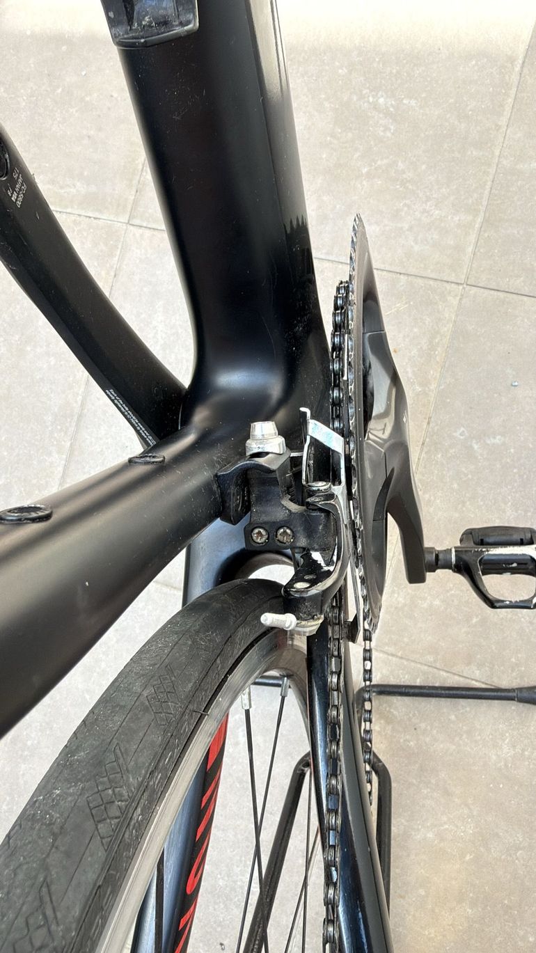Used Canyon Endurace Shimano 105 2017 Road & Gravel, Black — image 20 of 35