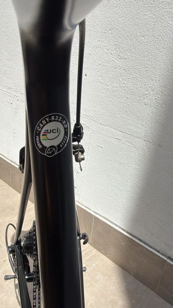 Used Canyon Endurace Shimano 105 2017 Road & Gravel, Black — image 35 of 35
