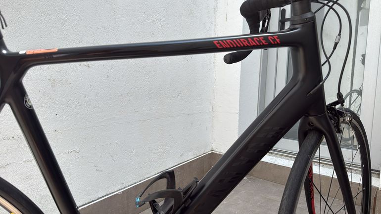 Used Canyon Endurace Shimano 105 2017 Road & Gravel, Black — image 8 of 35