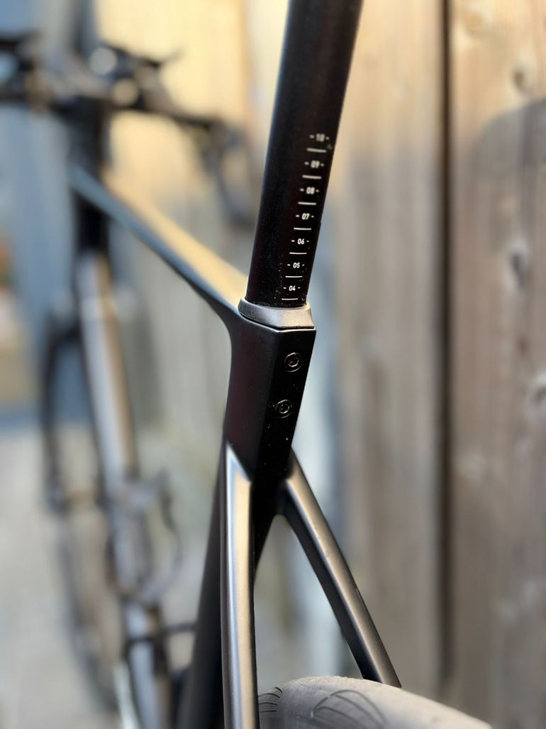 Used CUBE ATTAIN C:62, RACE 2025 2025 Road & Gravel, Black — image 3 of 6