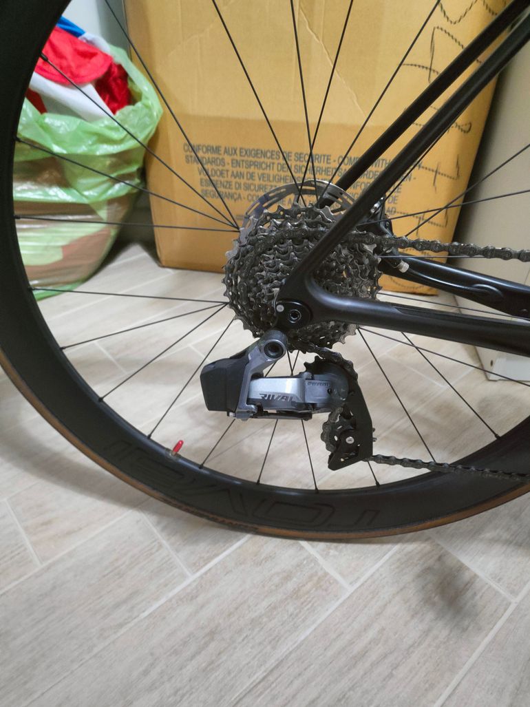 Used Giant tcr Tcr Advance 2021 Road & Gravel, Black — image 4 of 7
