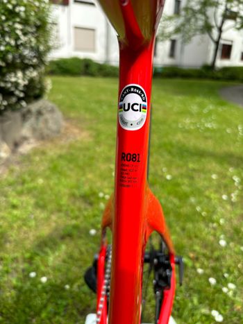 Used Canyon Aeroad CF SLX 7 Disc eTap 2022 2022 Road & Gravel, Red — image 13 of 20