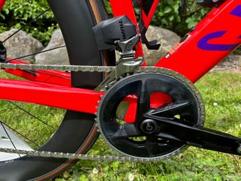 Used Canyon Aeroad CF SLX 7 Disc eTap 2022 2022 Road & Gravel, Red — image 8 of 20