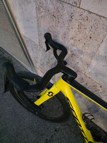 Used Scott Addict Shimano Ultegra 2023 Road & Gravel, Black — image 3 of 4