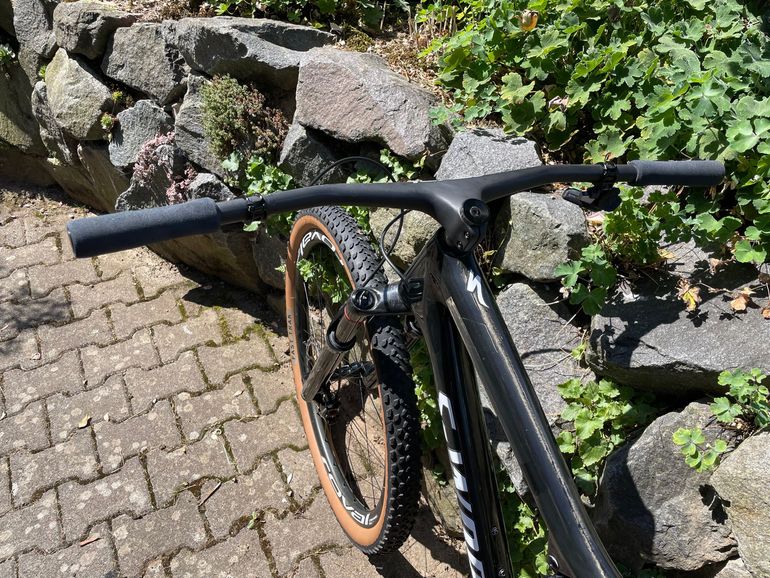 Used Specialized Men's S-Works Epic 2019 2019 Mountainbike, Black, 29 — image 4 of 4