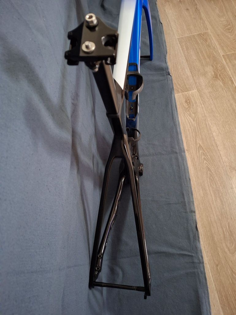 Used Giant Propel Advanced Pro 0 Di2 2025 Frameset 2025 Road & Gravel — image 4 of 12