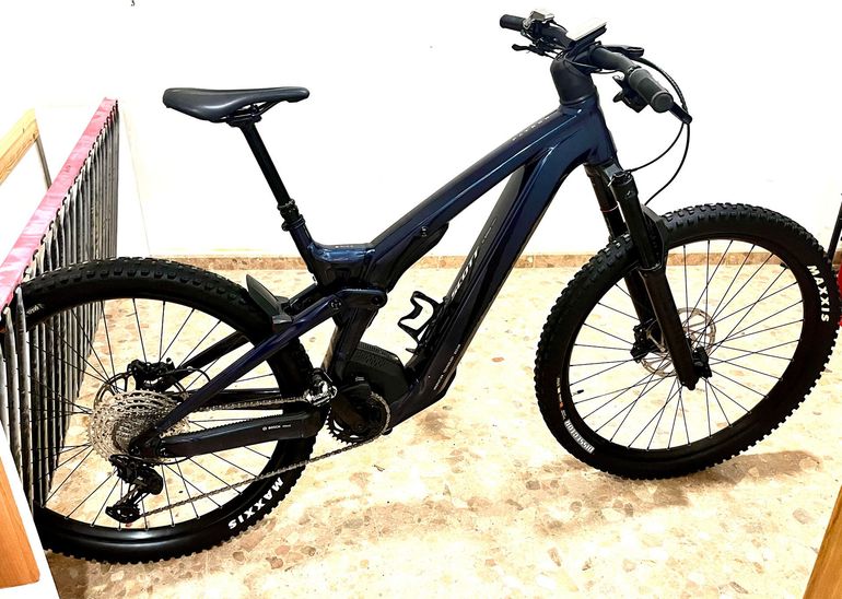 Used Scott Patron eRIDE 920 blue 2024 2024 Mountainbike — image 1 of 14