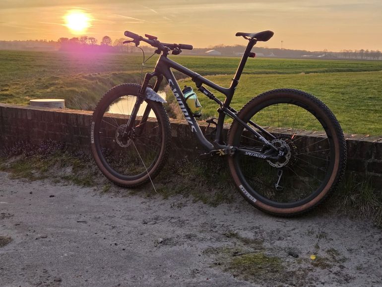 Used Specialized S-Works Epic 2022 2022 Mountainbike, Black, 29 — image 8 of 10