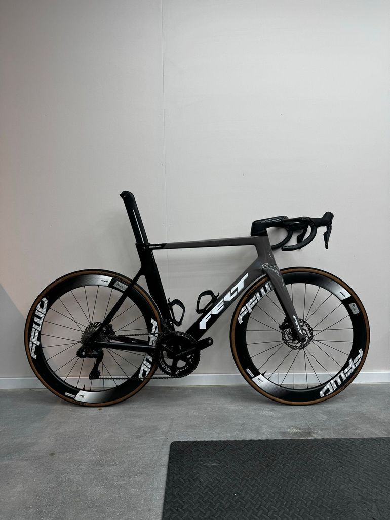 Used Felt AR Advanced Ultegra Di2 2025 2025 Road & Gravel, Light Gray — image 1 of 18