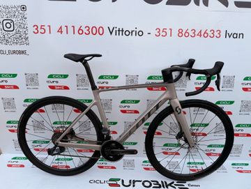 Scott Addict RC 10 2022 2022 Road & Gravel d'occasion