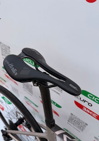 Used Scott Addict RC 10 2022 2022 Road & Gravel — image 4 of 13