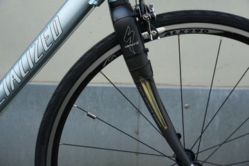 Used Specialized Sequoia Elite 2009 2009 Road & Gravel, Light Gray — image 3 of 10