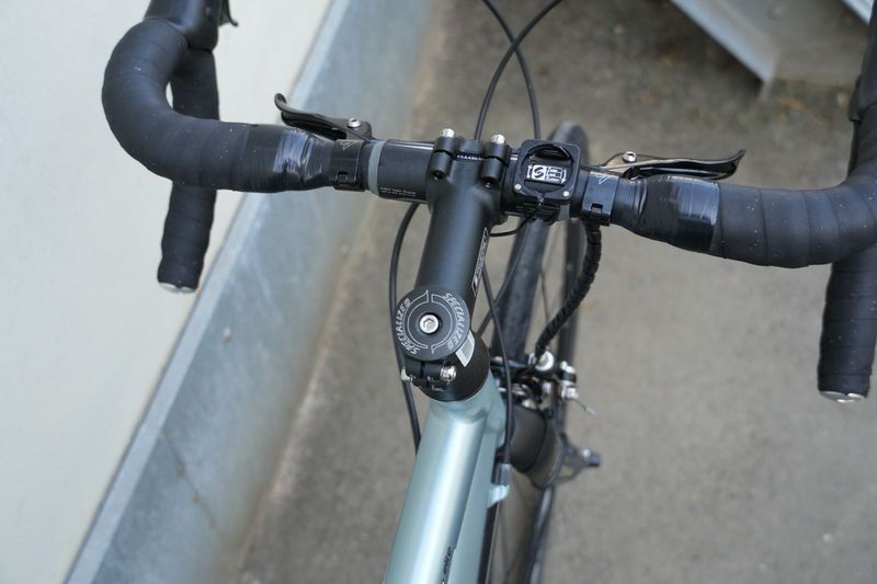 Used Specialized Sequoia Elite 2009 2009 Road & Gravel, Light Gray — image 7 of 10