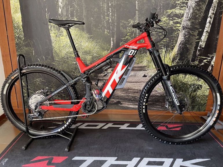 Used Thok TK01 R 2024 2024 Mountainbike, Red, 29, 27.5 — image 1 of 7