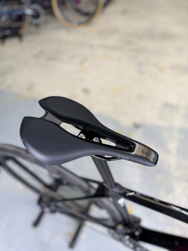 Used Liv Langma Advanced Pro Disc 0 2022 2022 Road & Gravel, Red — image 15 of 24