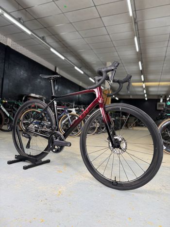 Used Liv Langma Advanced Pro Disc 0 2022 2022 Road & Gravel, Red — image 2 of 24