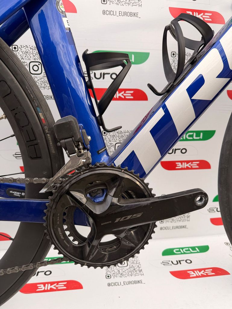 Used Trek Madone SL 6 Di2 Gen 6 2023 2023 Road & Gravel — image 3 of 13