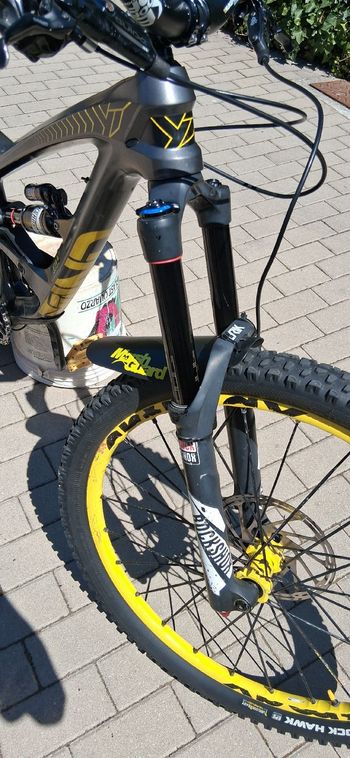 Used YT YT Custom SRAM X0 2016 Mountainbike, Black — image 5 of 8