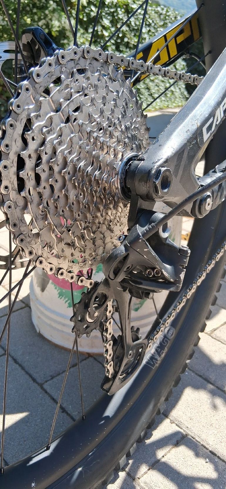 Used YT YT Custom SRAM X0 2016 Mountainbike, Black — image 3 of 8
