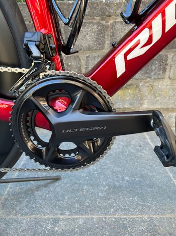 Used Ridley Noah Fast 3.0 - Shimano Ultegra DI2 2x12sp 2025 2025 Road & Gravel, Red — image 4 of 6