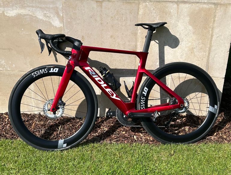 Used Ridley Noah Fast 3.0 - Shimano Ultegra DI2 2x12sp 2025 2025 Road & Gravel, Red — image 1 of 6