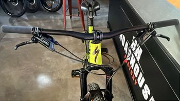 Used Specialized Chisel Comp 2025 2025 Mountainbike, Green, 29 — image 6 of 7