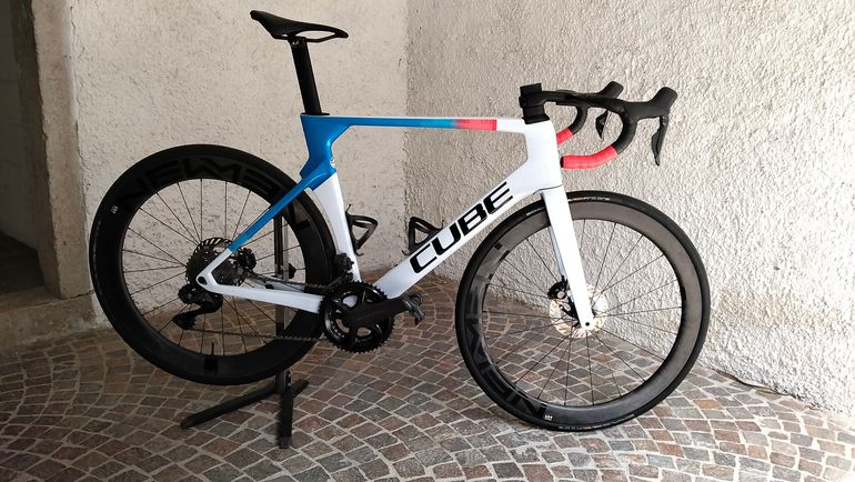 Used CUBE LITENING AERO C:68X RACE 2024 2024 Road & Gravel, White — image 1 of 4