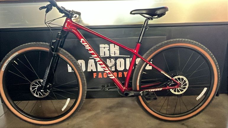 Used Specialized Chisel Hardtail Comp 2025 2025 Mountainbike, Red, 29 — image 4 of 6