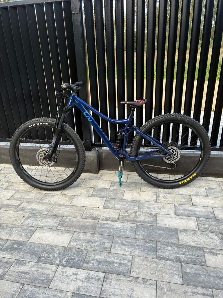 Used Liv Embolden 1 2021 2021 Mountainbike, Blau, 27.5 — image 1 of 7