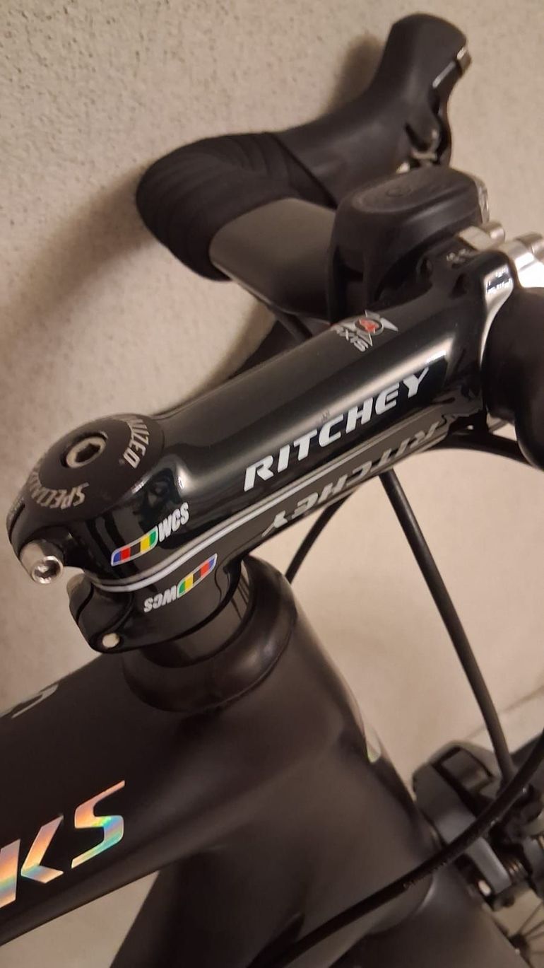 Used Specialized Tarmac Shimano Ultegra 2016 Road & Gravel, Black — image 9 of 12