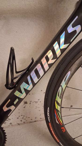 Used Specialized Tarmac Shimano Ultegra 2016 Road & Gravel, Black — image 2 of 12