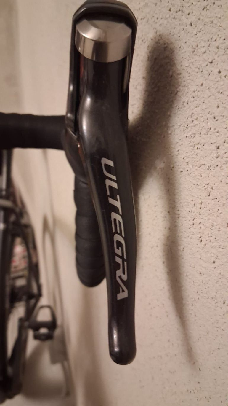 Used Specialized Tarmac Shimano Ultegra 2016 Road & Gravel, Black — image 10 of 12