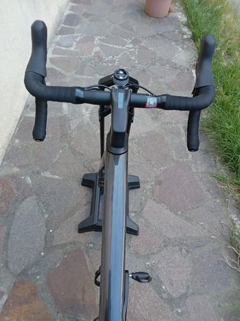 Used Specialized Tarmac SL7 Sport - Shimano 105 2025 2025 Road & Gravel, Schwarz — image 14 of 16
