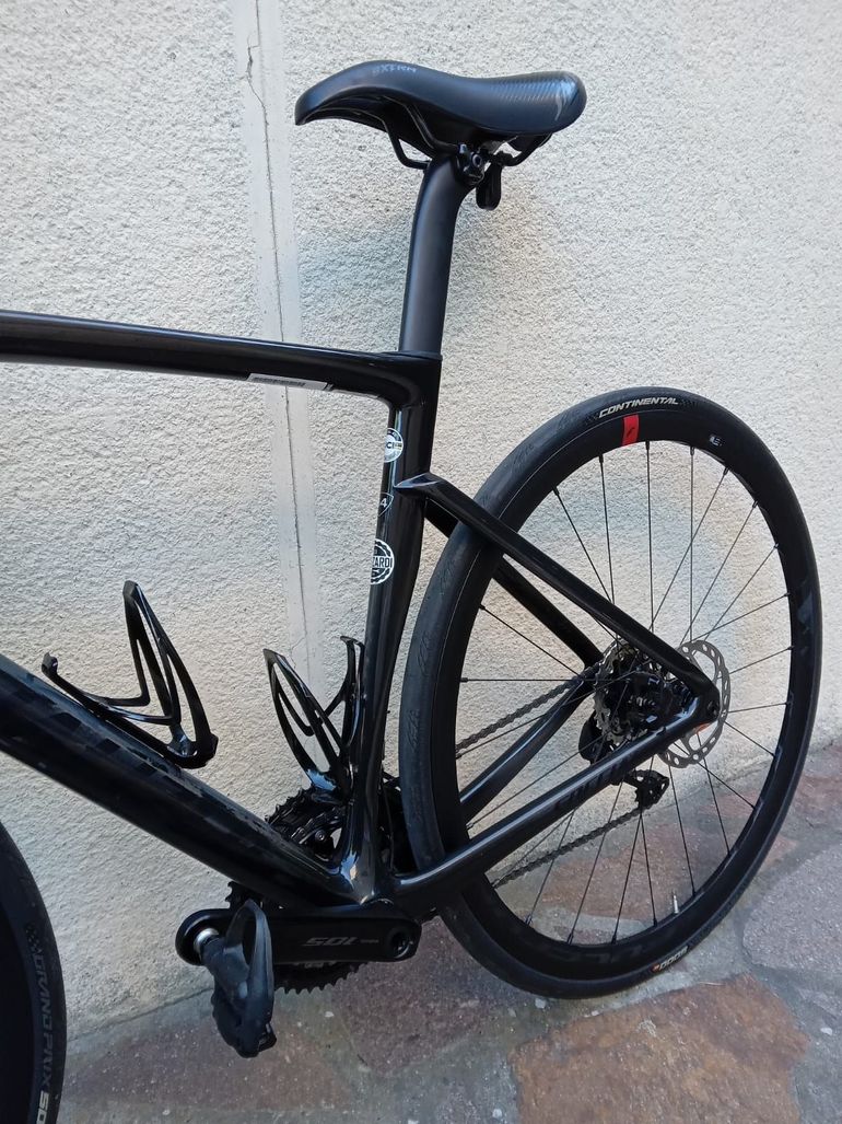 Used Specialized Tarmac SL7 Sport - Shimano 105 2025 2025 Road & Gravel, Schwarz — image 6 of 16